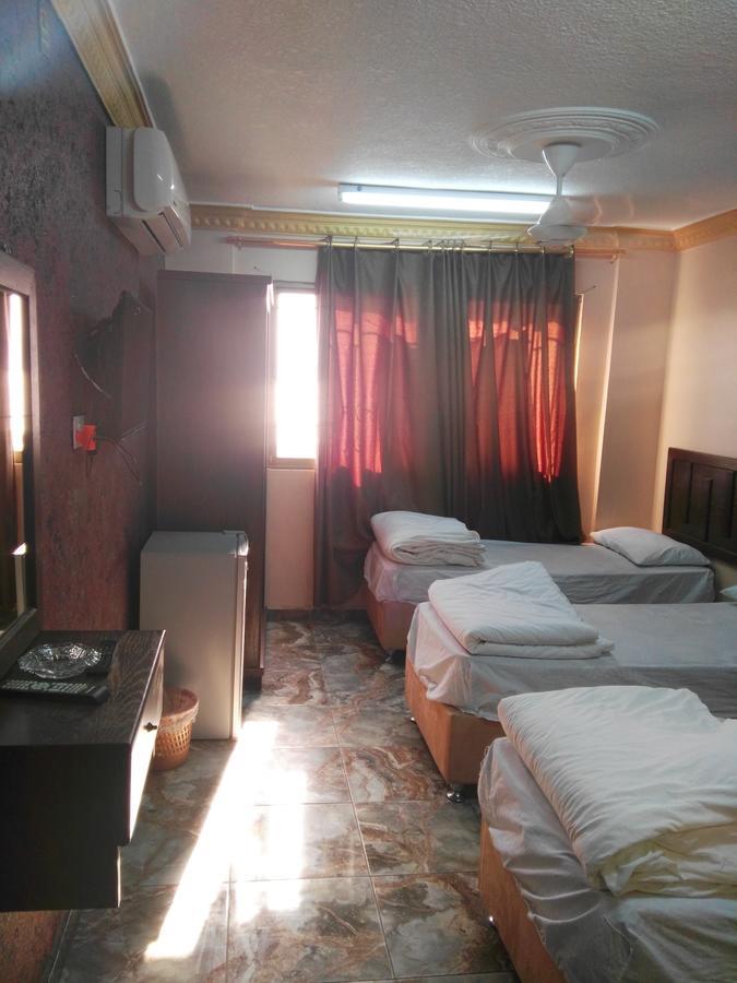 עקבה Sea Beach Hotel מראה חיצוני תמונה